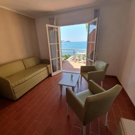 Hotell Mare 3*