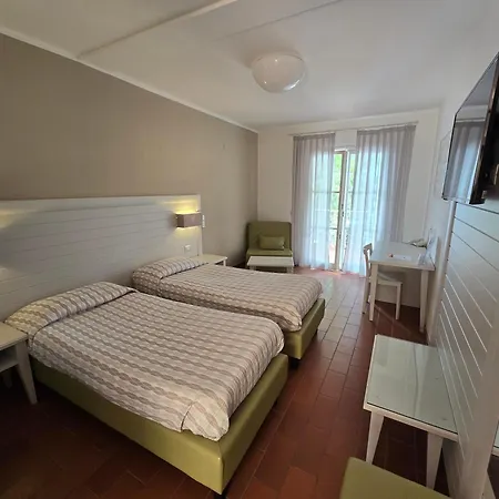 Mare Hotell 3*